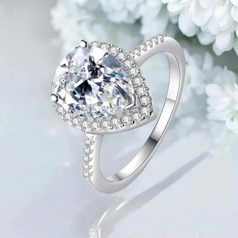 Luxury 3CT Pear Cut Moissanite Ring - Ornalux