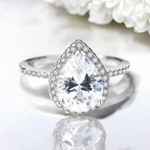 Luxury 3CT Pear Cut Moissanite Ring - Ornalux