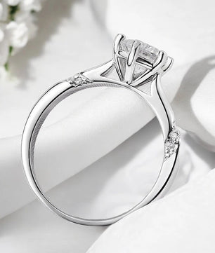 D Color 3 Carat Moissanite Engagement Ring - Ornalux