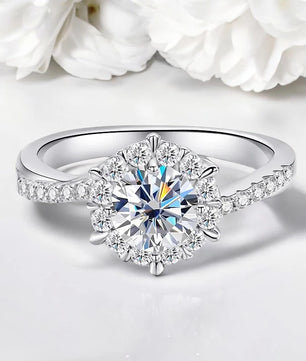 2CT Luxury Certified Moissanite Engagement Ring - Ornalux