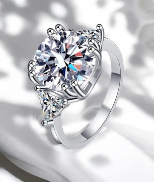 Luxury 5Ct D Color Moissanite Ring - Ornalux