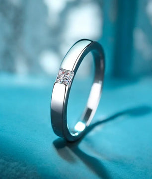 Princess Cut Moissanite Engagement Ring - Ornalux