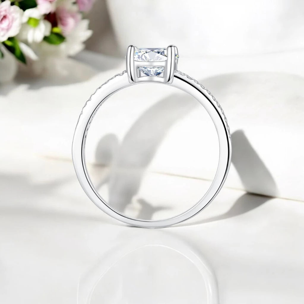 Elegant Moissanite 925 Silver Eternal Ring - Ornalux