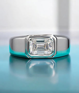 2Ct Emerald Moissanite Men's Ring - Ornalux
