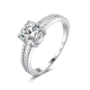 Elegant Moissanite 925 Silver Eternal Ring - Ornalux