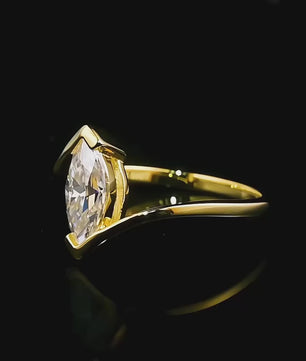1 Carat Horse Eye Marquise Cut Moissanite Ring